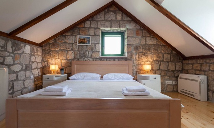 Municipality of Dubrovnik House | Cypress Cottage