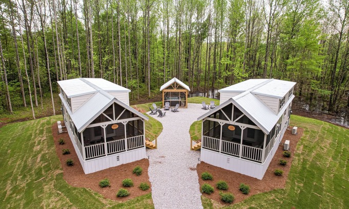 Belden Cottage | Cypress - NEW Cottage in woods @ Moon Lake Farm - HOT TUB - LAKE - KAYAK - FISH