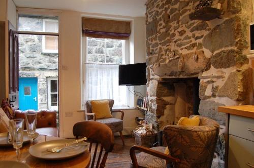 Dolgellau House | Cysgod Idris Cottage