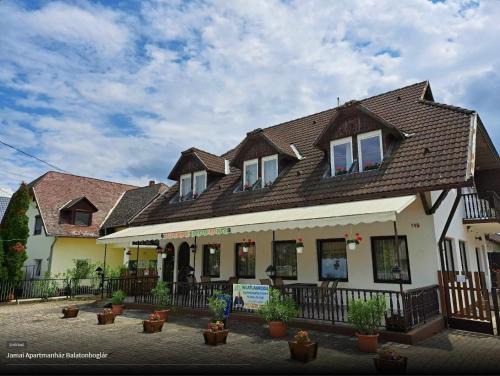 Balatonboglar Apartment | Dózsa Vendégház