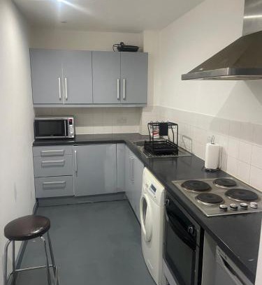 Streatham Apartment | D'Chin Dorcelle Suite