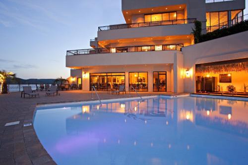 Ridgedale House | D'Monaco Resort Condos on Table Rock Lake