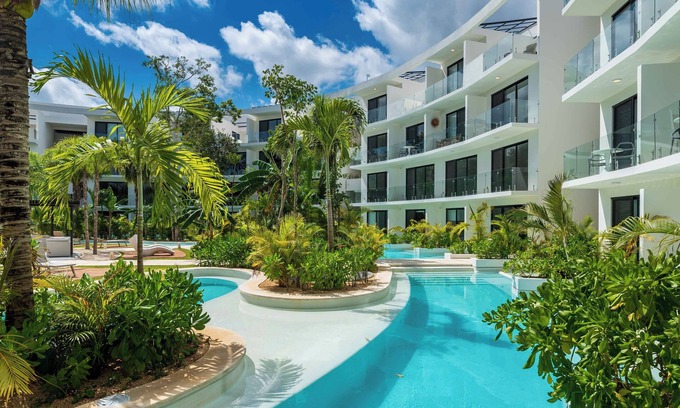 La Veleta Apartment | D101 Garden Pool Central Park Lagunas By Sandy Powerful