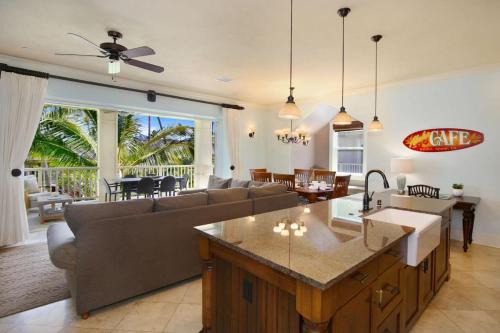 Poipu Villa | D211 Second Floor 3-bedroom Poolside Lanai