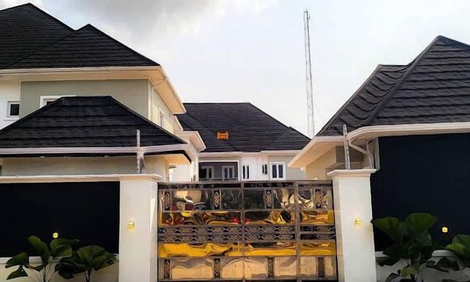 Uyo House | D31 Residency by Elianaelio Hotels
