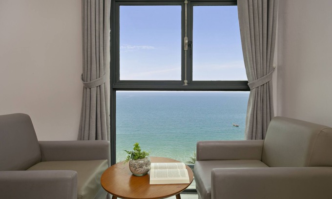 Son Tra Hotel | Da Nang Bay Hotel