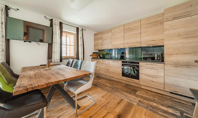 Russbach am Pass Gschuett Apartment | Dachstein West Apartment 1B