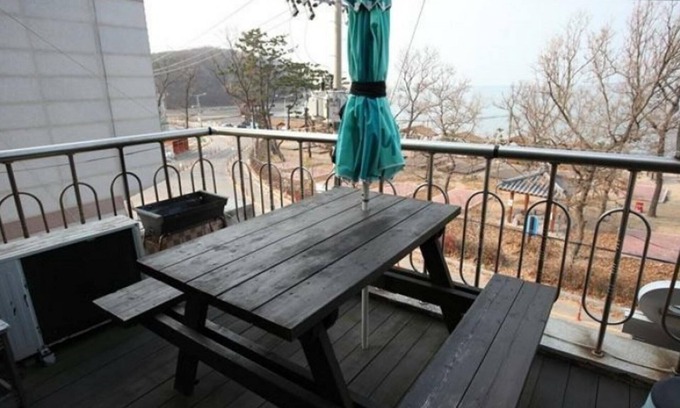 Suwon House | Daebudo 25 Hours Pension