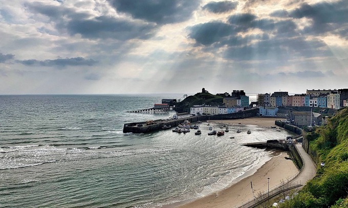 Tenby Cottage | Daffodil Apartment