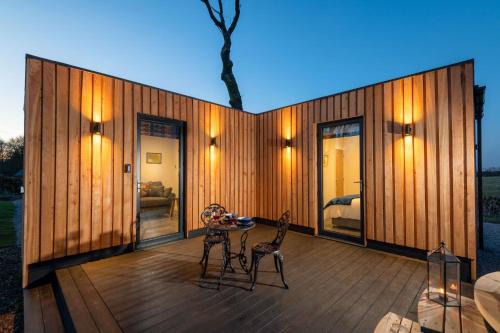 Penrith House | Daffodil, Penruddock