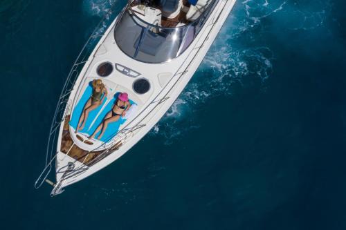 Zakynthos Boat Rental | Daily Cruises Private Yachts
