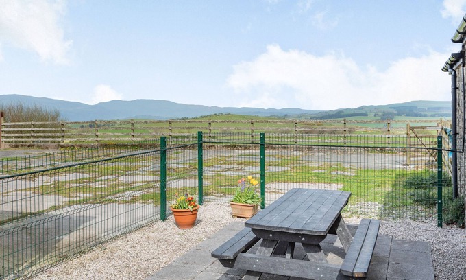 Llanrwst Cottage | Dairy Cottage