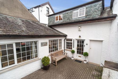 Keswick House | Daisy Cottage