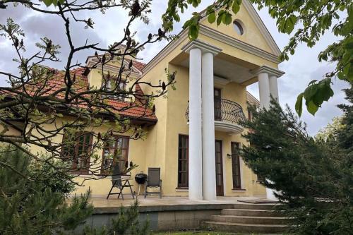 Rzeszow Villa | Dako Mansion, Stylish, Modern, Cosy