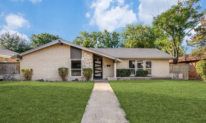 Oak Cliff House | Dallas Nursing/Executive Relocation Temp Housing