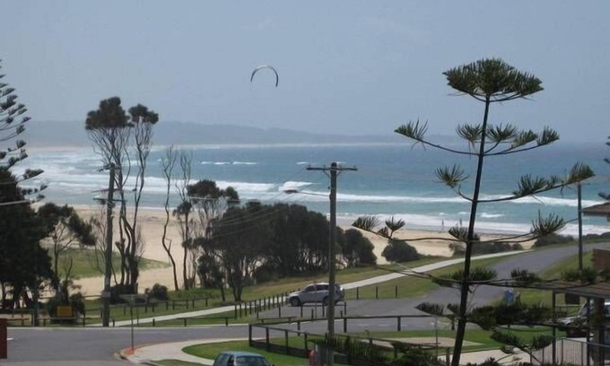 Dalmeny Apartment | Dalmeny Shores 2 Bedroom Upstairs Unit