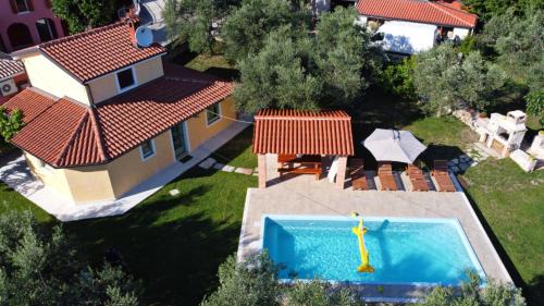 Brtonigla House | DAMJANIĆ HOLIDAY HOUSE