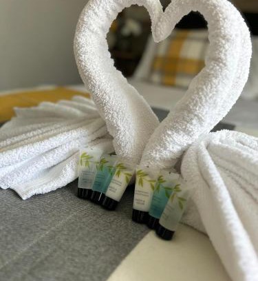Horley House | Dana guest suite