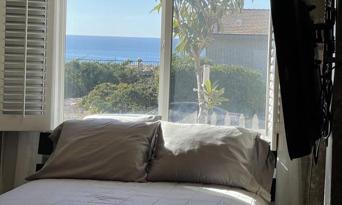 Capistrano Beach Apartment | Dana Point Ocean Front Studio