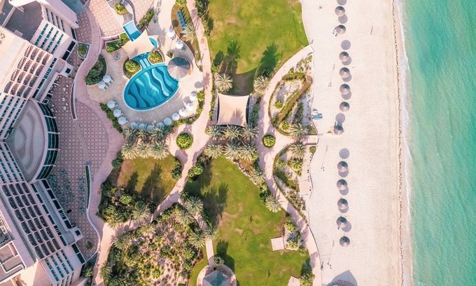 Jebel Dhanna Hotel | Danat Jebel Dhanna Resort