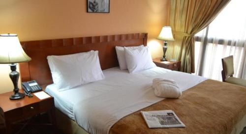 Madinat Zayed Hotel | Dancenter Top Star Heritage Village