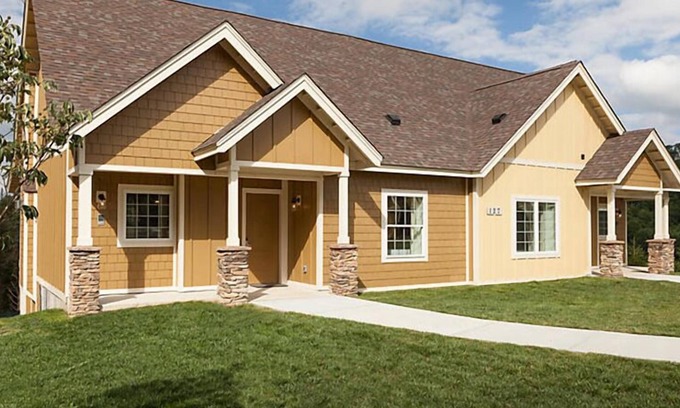 Cashiers Condo | Dandy Club Lodges at Trillum, 2 Bedroom Suite