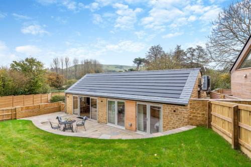 Melplash House | Dandy Cottage