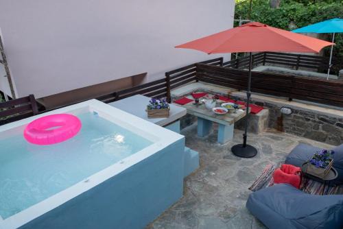 Tsagarada House | Dandy Villas Tsagkarada - Sky Blue Pansy - Jacuzzi