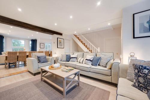 Bacton House | Danecote