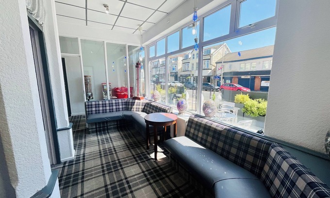 South Shore Hotel | Danescourt Lodge