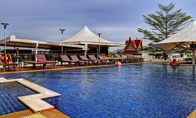 Talat Yot Hotel | Dang Derm Khaosan