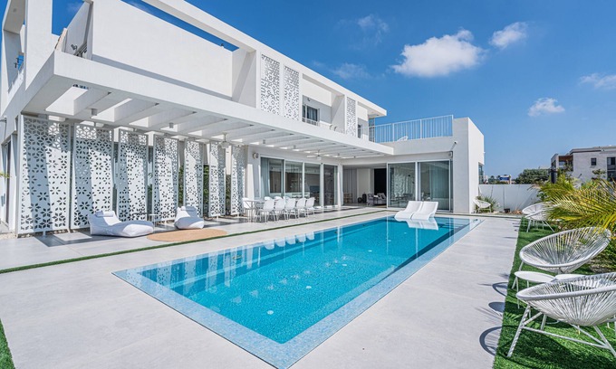 Caesarea Villa | Danielle suite boutick