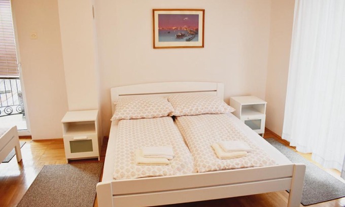 Zemun Apartment | Danube star 2