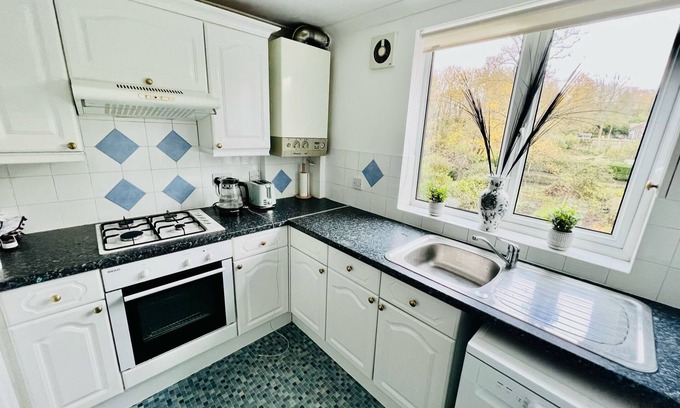 Keynsham Apartment | Dapps Hill Haven