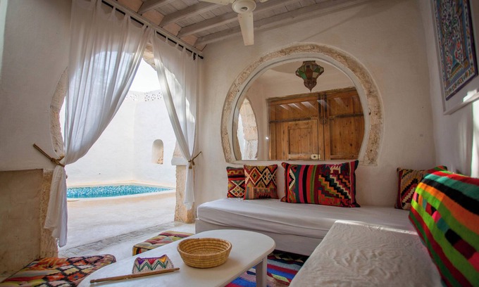 Erriadh House | Dar Nejma - Djerbahood