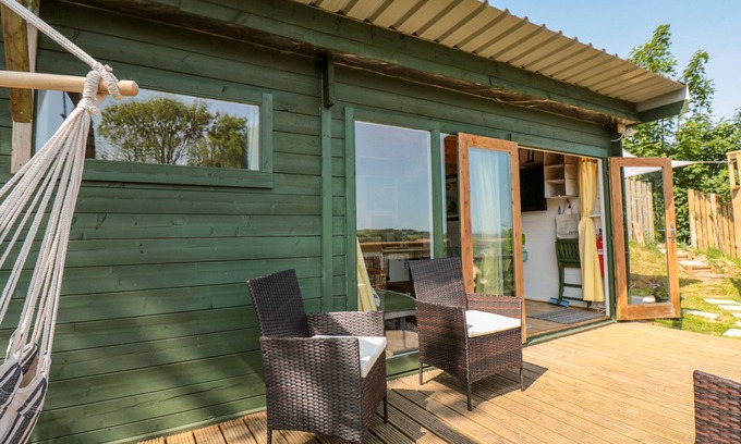 Totnes Cottage | Dart View Hideout