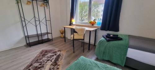 Mitte Apartment | Dattel City Hannover FeWo für 4 Personen Privat-Parkplatz 5G WLAN & 24/7 Kontakt