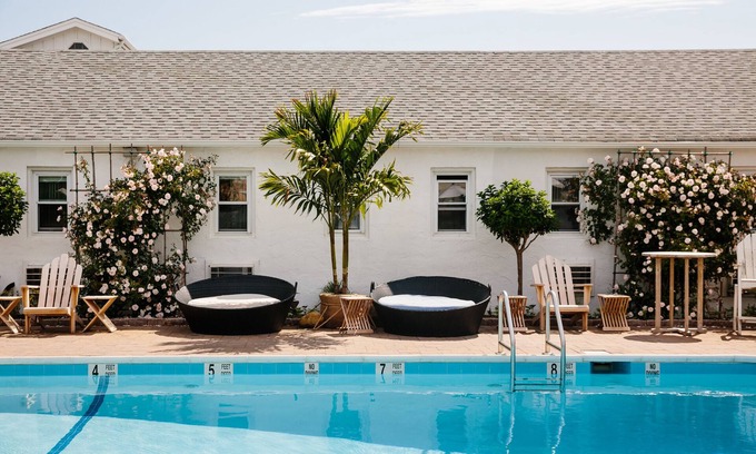 Montauk Hotel | Daunt's Albatross Motel