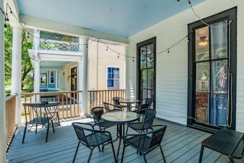 Mobile Apartment | Dauphin District Darling #3-Downtown, Restaurants
