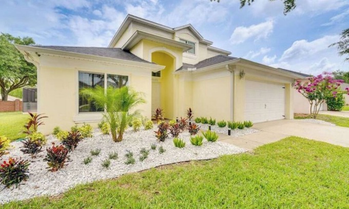 Westridge House | Davenport Home w/Pool: Near Disney Parks + Golf!n