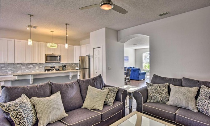 Esprit House | Davenport Home with Pool and Game Room Near Disney!