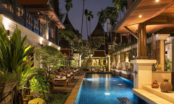 Khlong Tan Hotel | Davis Thai House