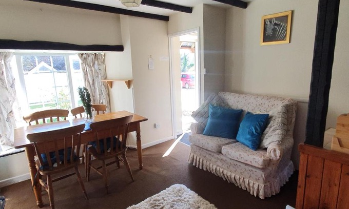 Liskeard House | Davy Cottage