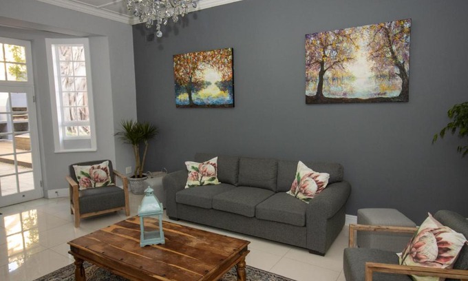 Selborne House | Dawson Manor Guest House