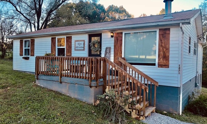 Dandridge Cottage | Daydream Cottage!