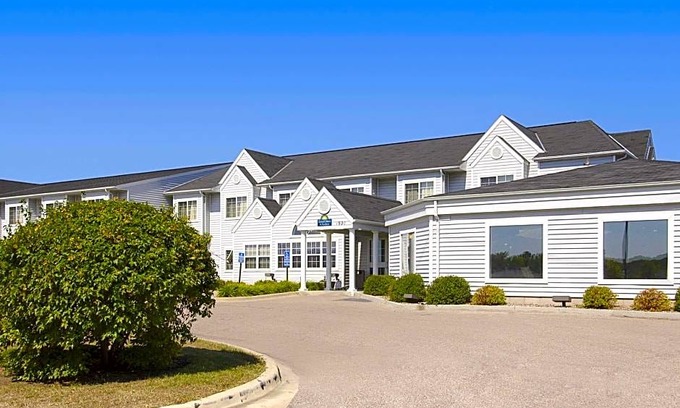 Faribault Hotel | Days Inn by Wyndham Faribault
