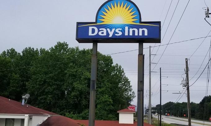 Gracewood Hotel | Days Inn by Wyndham Augusta/Fort Eisenhower