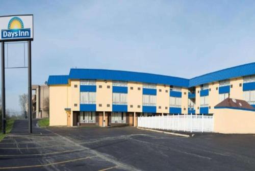 Fort Wright Hotel | Days Inn by Wyndham Fort Wright Cincinnati Area
