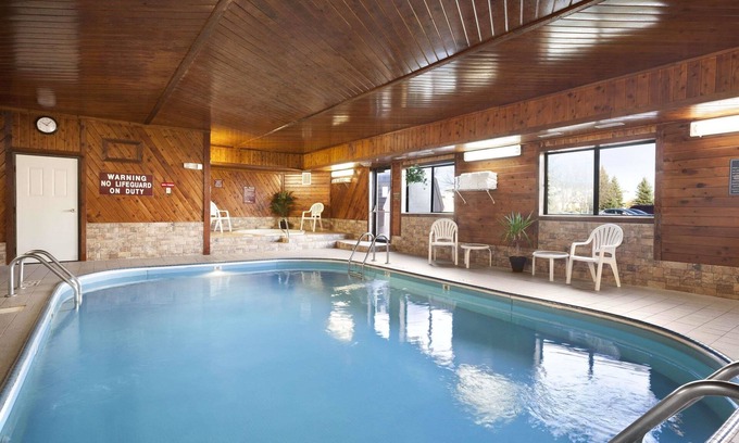 Grand Forks Hotel | Days Inn by Wyndham Grand Forks Columbia Mall