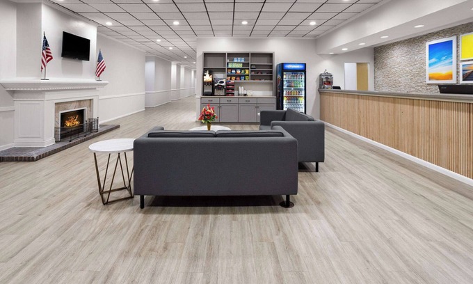 Hinesville Hotel | Days Inn by Wyndham Hinesville Near Fort Stewart